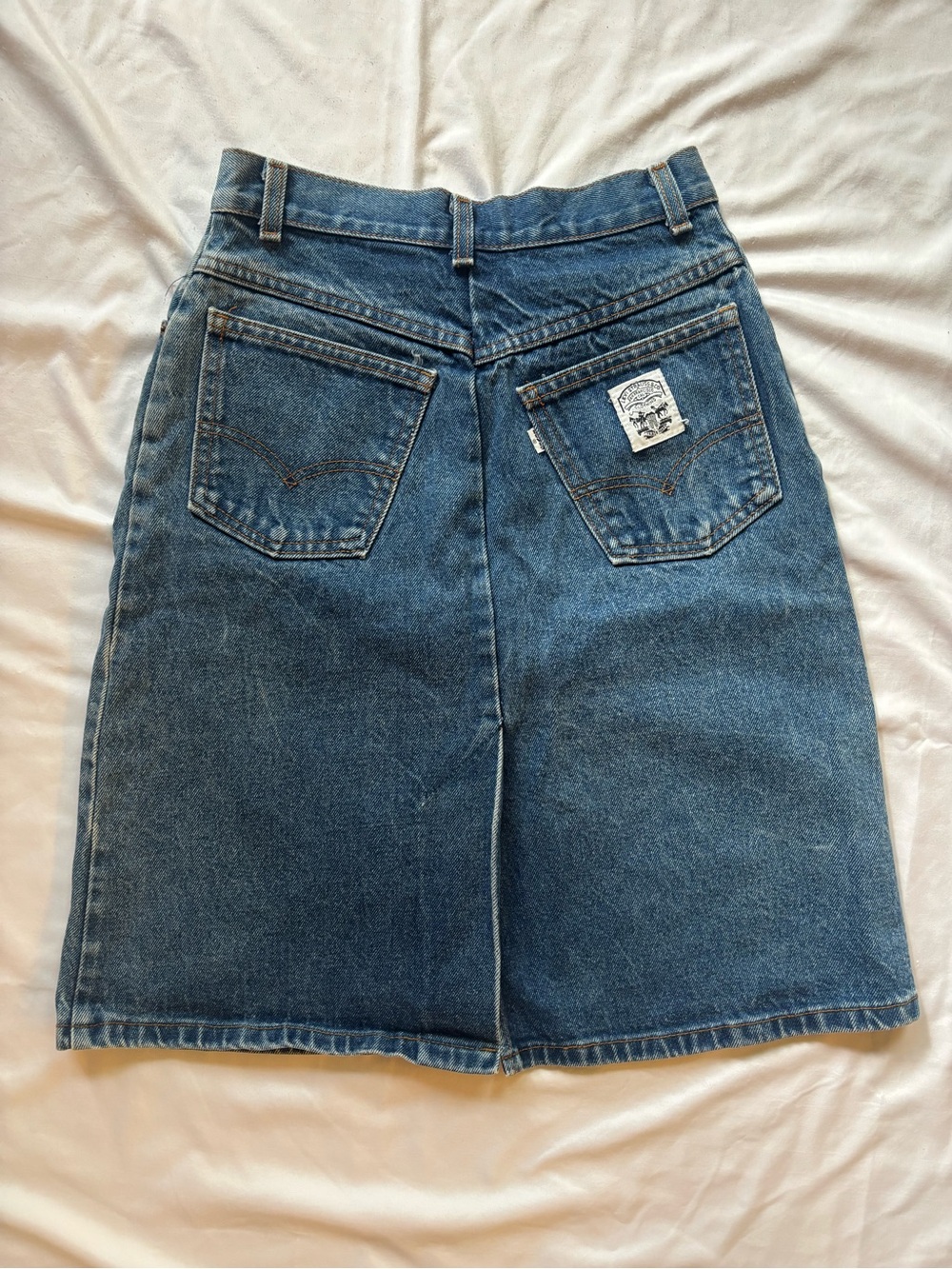 Levi’s White Tab Vintage High-Waist Denim Skirt with Back Pockets